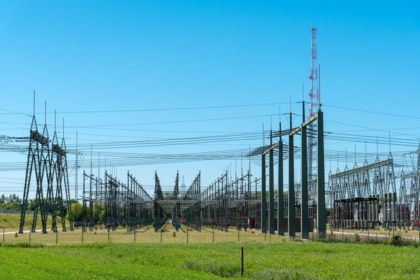 What Methods Can Track and Field Coaches Use to Improve Relay Baton Passing Techniques?